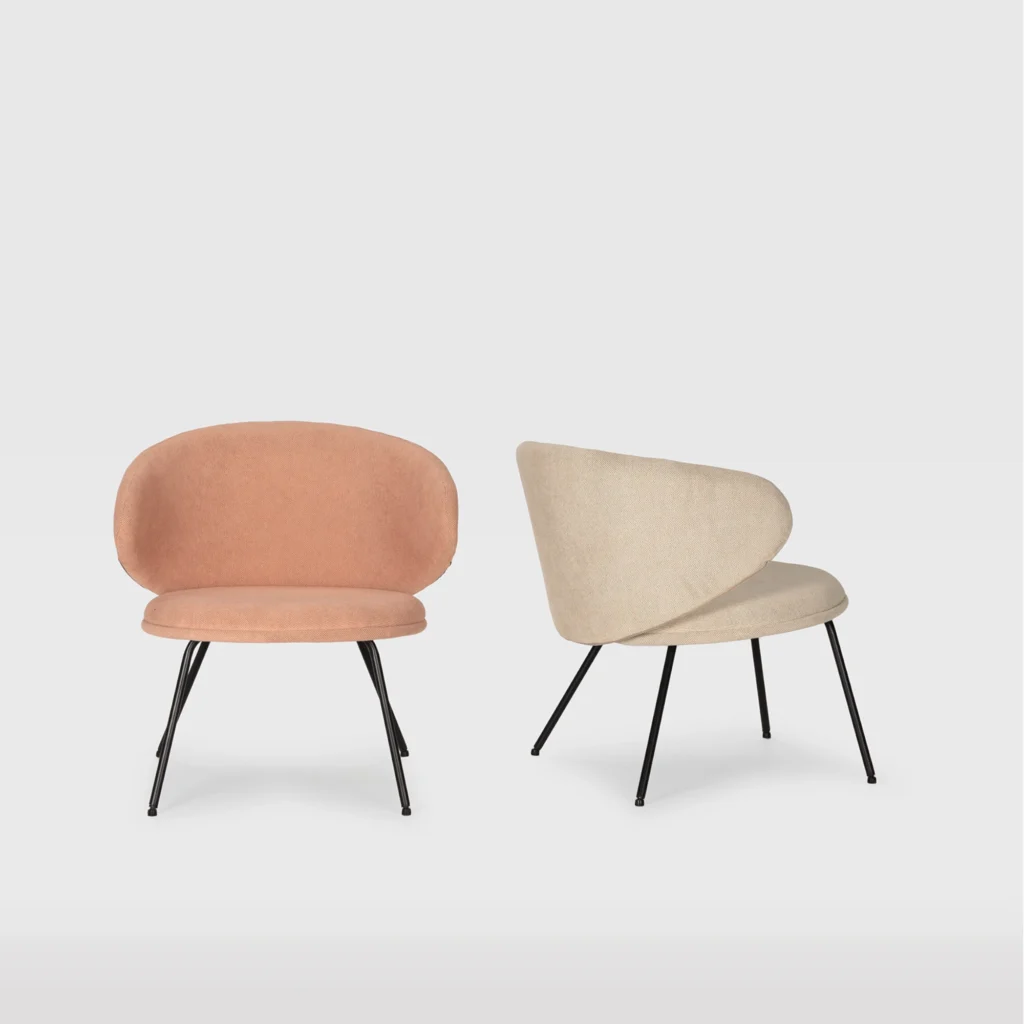 silla-butaca-baja-beige-ambiente
