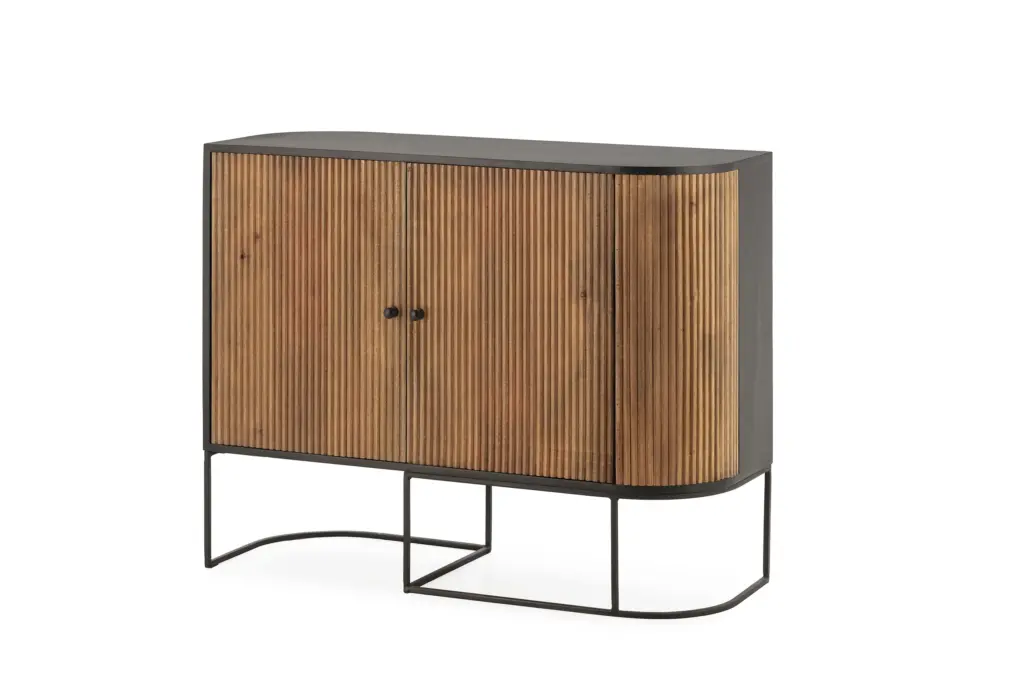APARADOR CURVE 2P 110CM MADERA MANGO PATA METAL 2_risultato Aparador Curve de madera de mango con dos puertas acanaladas y patas de metal negro