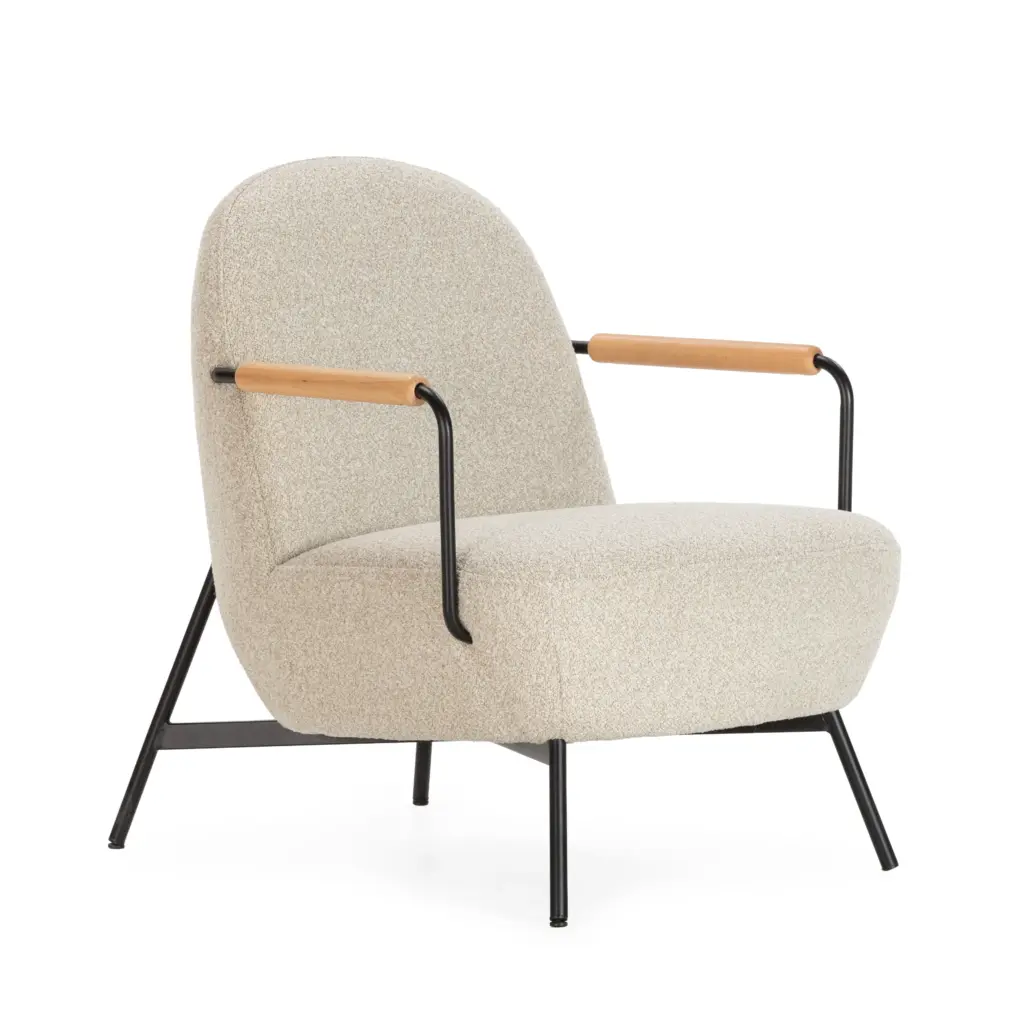 SILLON REGI BEIGE-PATAS NEGRAS 1P-CAJA 2_risultato Sillón Regi Beige tapizado con reposabrazos y patas metálicas negras para salón o rincón de lectura